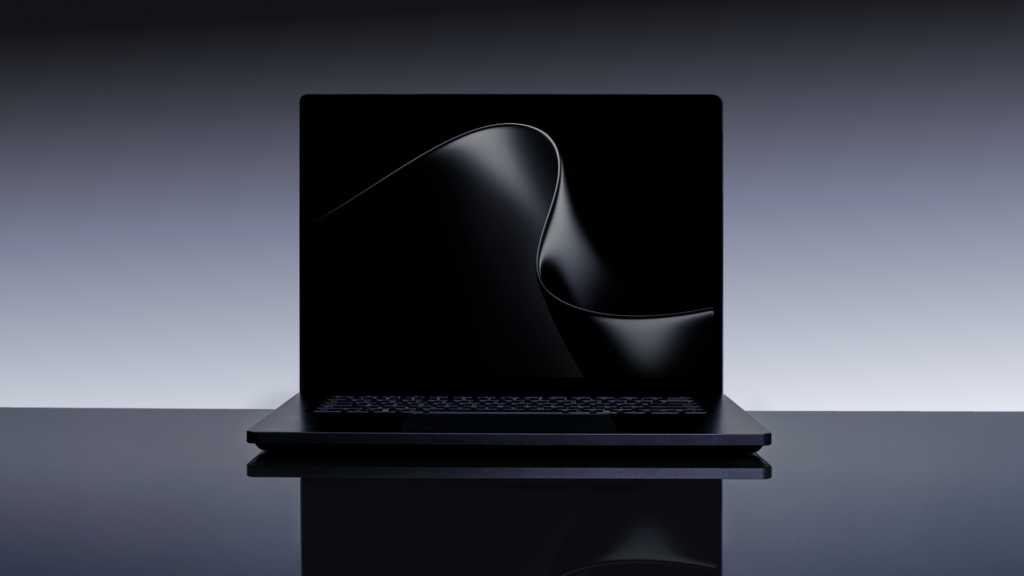 微软拿出最高 1000 美元置换补贴，吸引苹果 MacBook Pro 用户跳槽 Surface Laptop Ultra